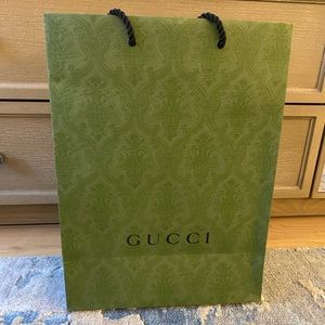 Gucci shopping bag